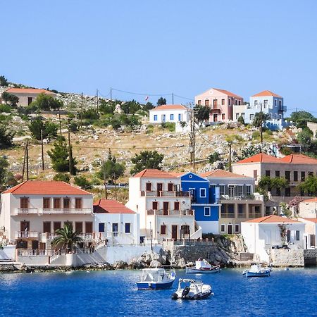Porphyra Studio Chalki Town Quarto foto